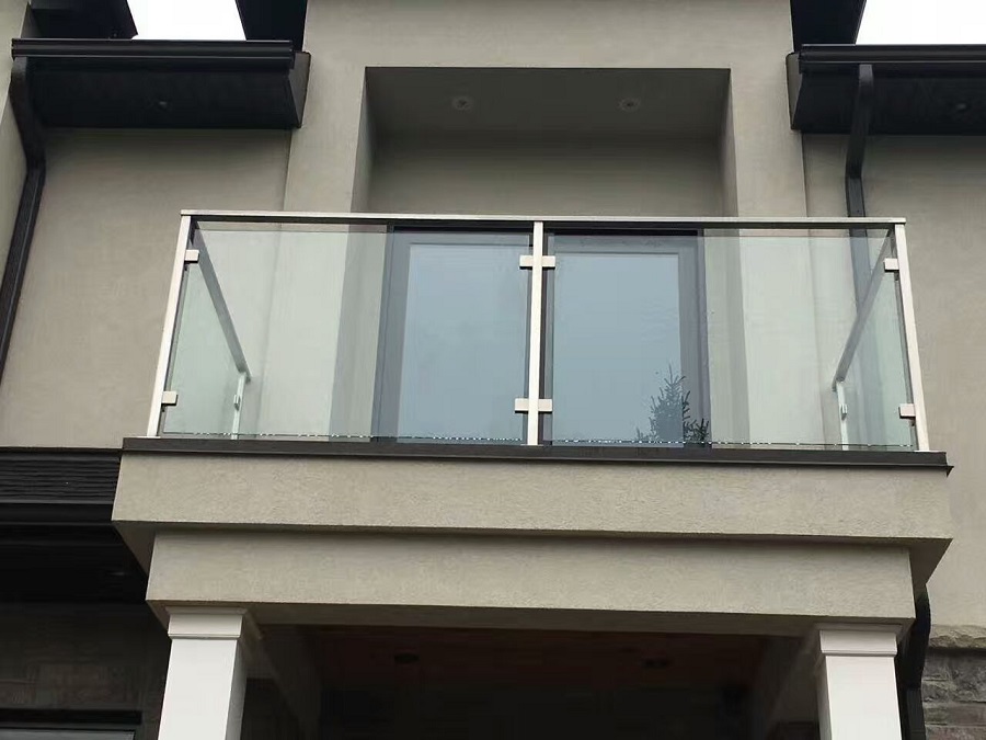 Stainless Steel Glass Railing