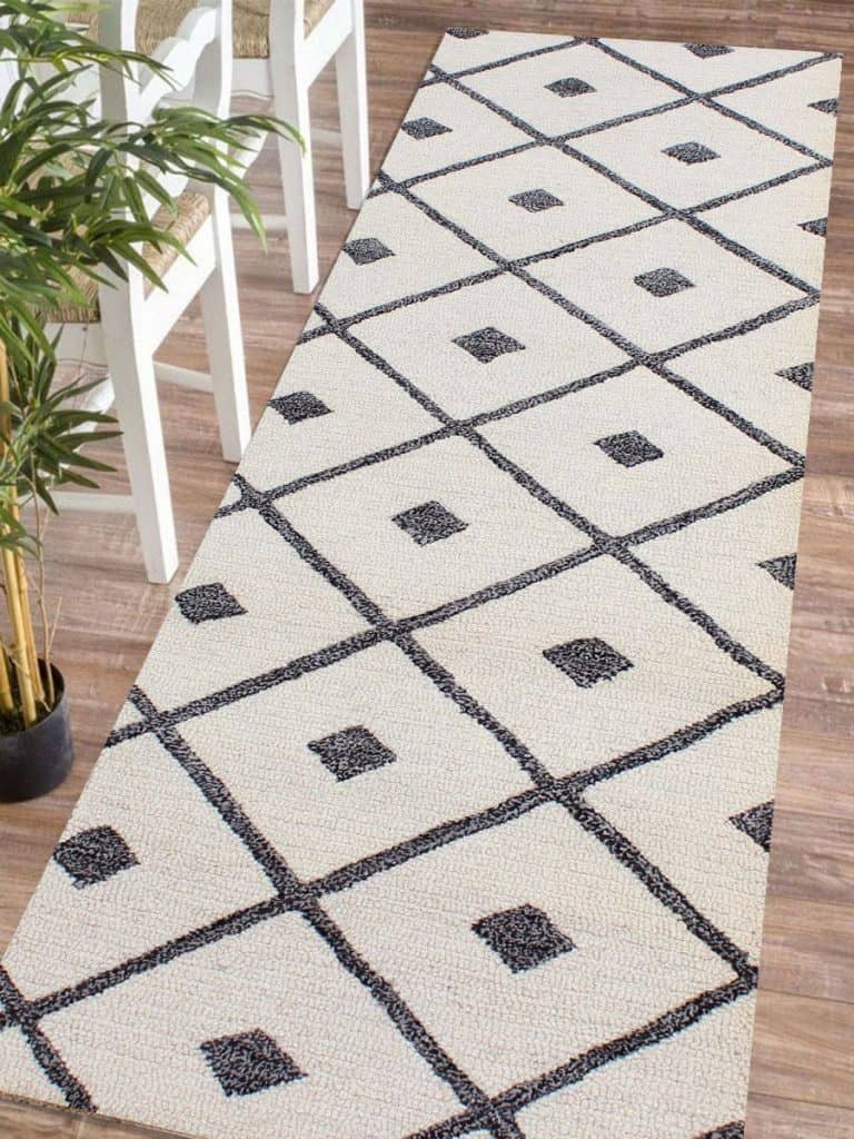 Best door mats for home in India: choose the perfect mat for your home. 4